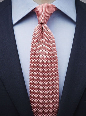 DUSTY PINK KNITTED SKINNY TIE