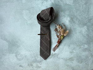 GREY STRIPED WOOL TIE
