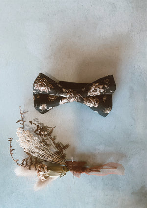 DAINTY BROWN FLORAL BOW TIES