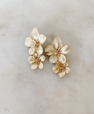 THE BLOSSEM EARRINGS