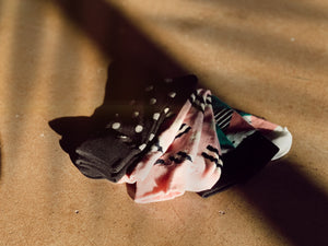 RANDOM X4 FUNCKY PAIRS OF SOCKS