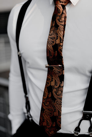 GOLD AND BLACK PAISLY SILK FINNISH TIE